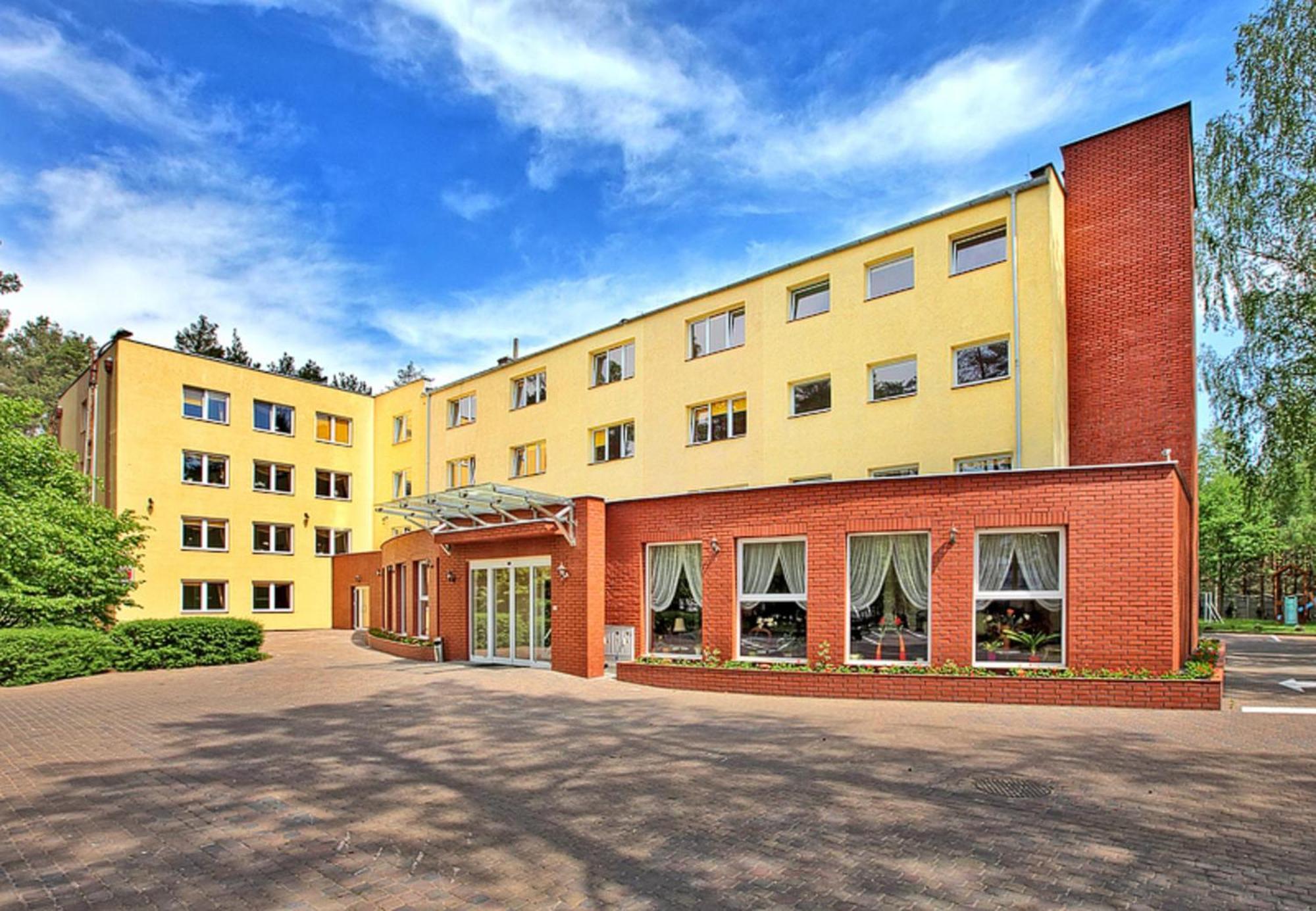 Hotel Best Inn بيدغوستيا المظهر الخارجي الصورة
