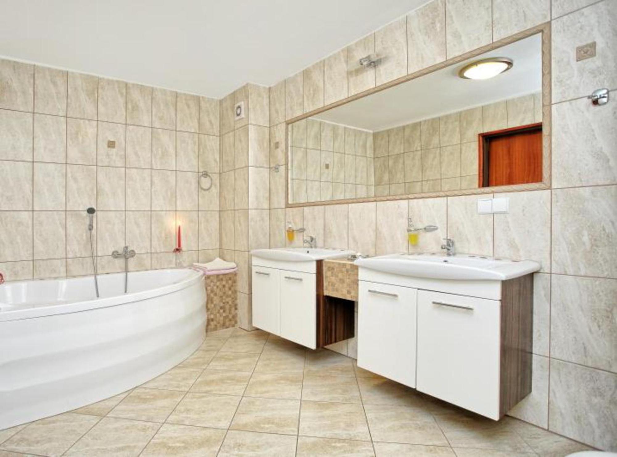 Hotel Best Inn بيدغوستيا المظهر الخارجي الصورة
