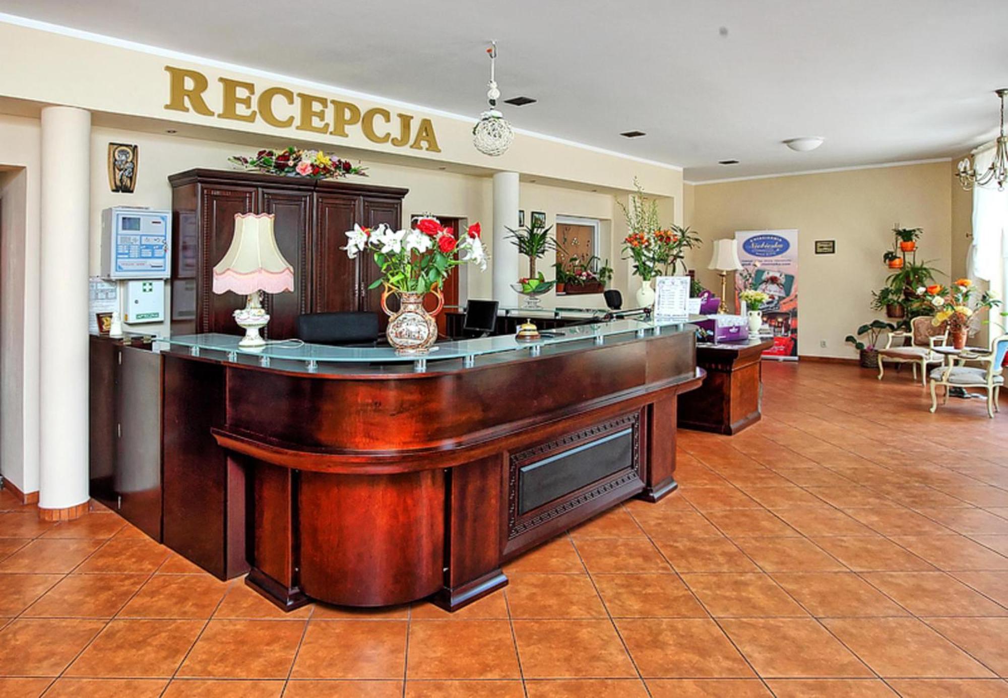 Hotel Best Inn بيدغوستيا المظهر الخارجي الصورة